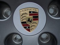Porsche Cayenne 21 inch rim with logo